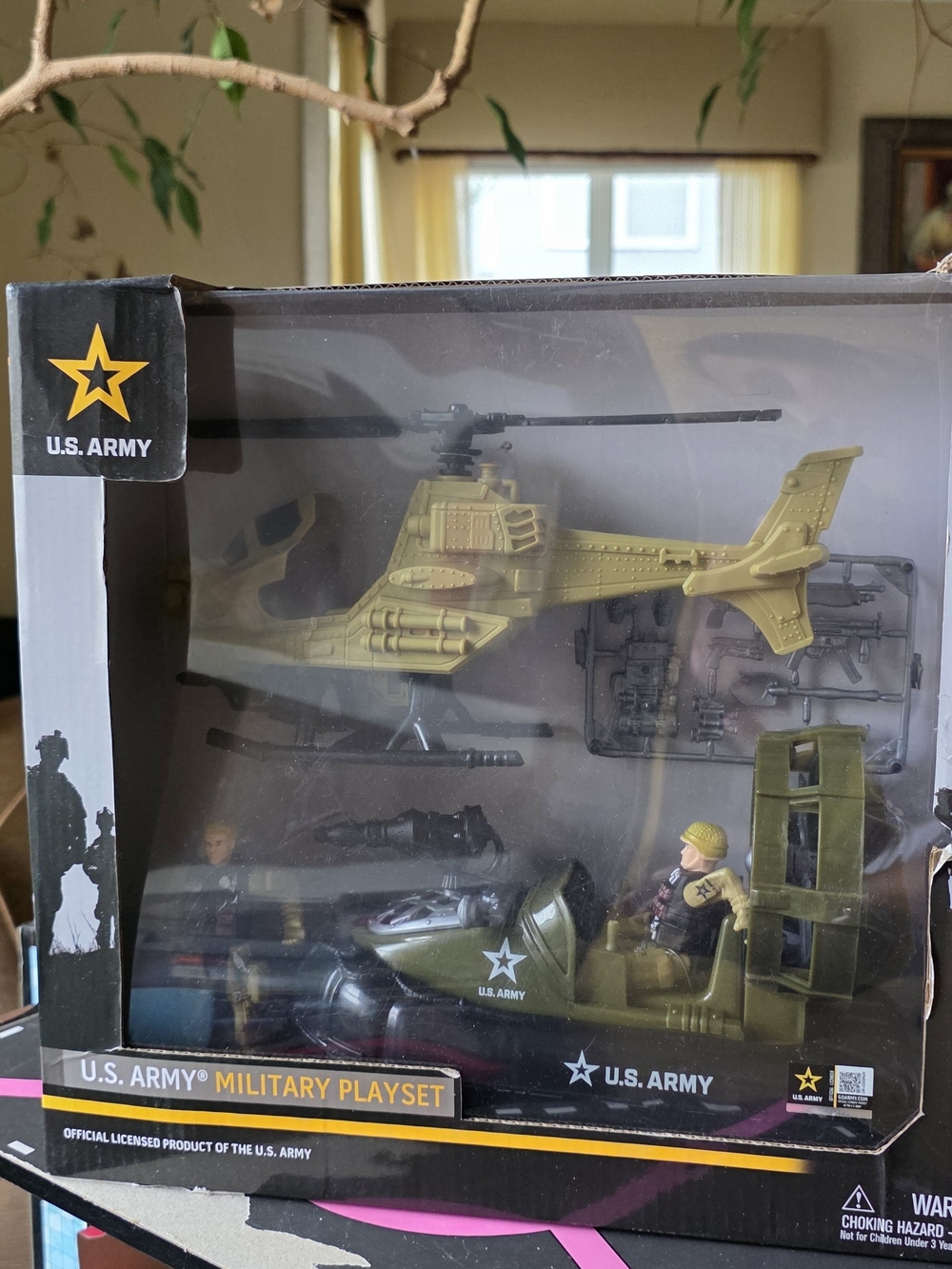 U.S. Army Olive Green Helicopter and Figure Playset